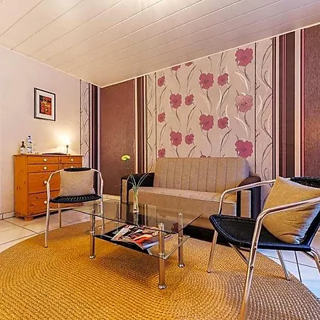 Moselhotel Ludwigs Otel Leiwen